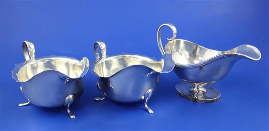 A pair of 1930s silver sauceboat silver sauceboats and 1 other